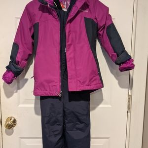 Size small kids Columbia snow gear